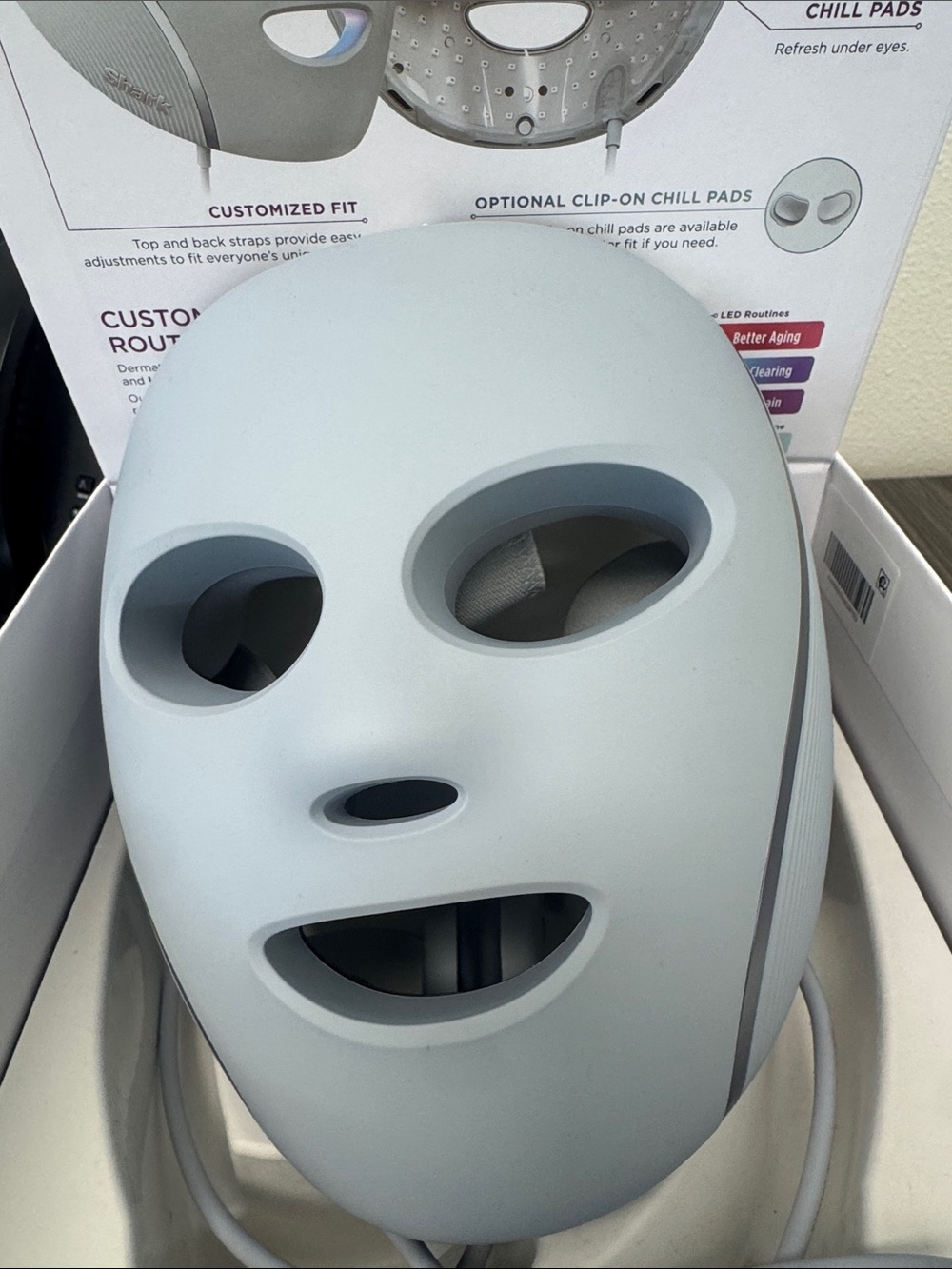 NWT Shark Cryoglow LED Facemask